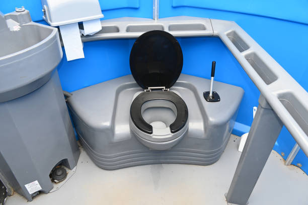 Portable Toilet Options We Offer in Rossville, GA